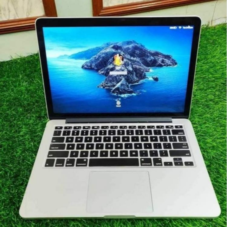  MacBook pro (13-inch, 2015) Image, ကွန်ပျူတာနှင့် ကွန်ယက်ပိုင်းဆိုင်ရာ classified, Myanmar marketplace, Myanmarkt