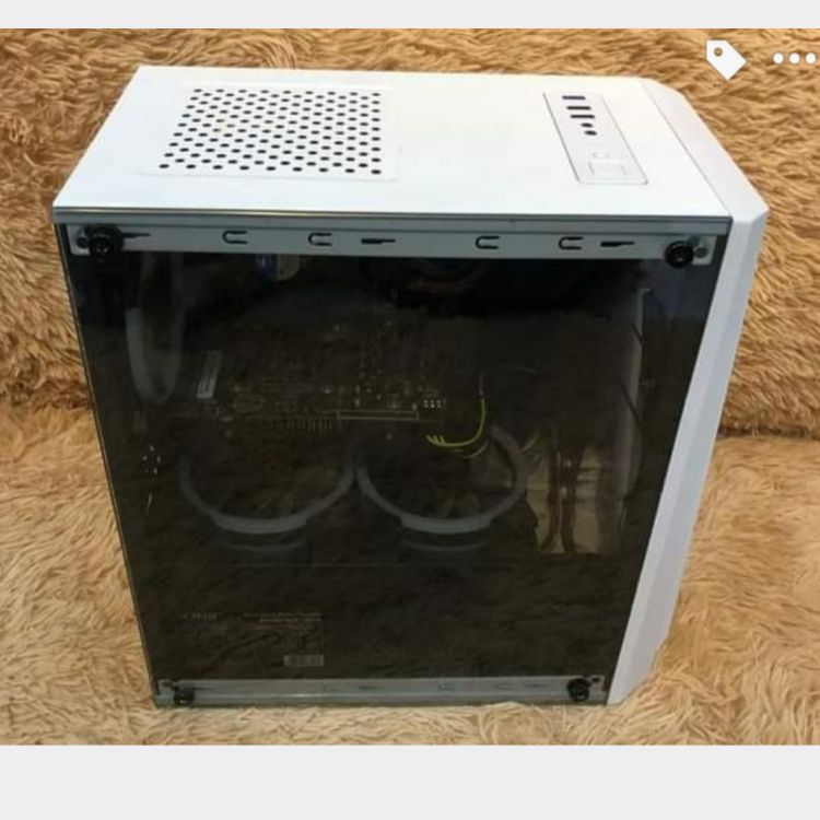 ကွန်ပျူတာနှင့် ကွန်ယက်ပိုင်းဆိုင်ရာ monitor & desktop Price in