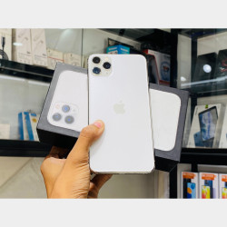  iPhone 11 Pro Max 256GB (1Sim / E Sim) / Silver Color Battery Health - 83% All Accessories / 99%Like New Image, classified, Myanmar marketplace, Myanmarkt