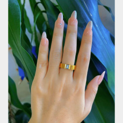  Size အစုံရတုန်း ယူပေးနော် 💛 Image, classified, Myanmar marketplace, Myanmarkt