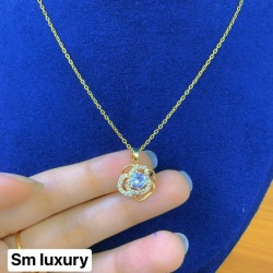  ပျိုတိုင်းကြိုက်တဲ့နှင်းဆီပွင့်လေး 🌹အရမ်းလှတာရှင်😍😍 Image, classified, Myanmar marketplace, Myanmarkt