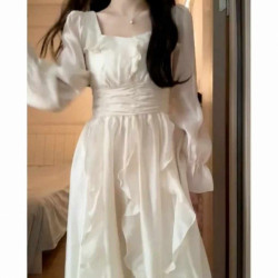  ဂါဝန်လက်ရှည်အဖြူ Image, classified, Myanmar marketplace, Myanmarkt