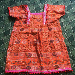  ရှမ်းရိုးရာဝတ်စုံလေး ဝယ်ပြီး အဆင်မပြေလို့ ပြန်ရောင်းချင်ပါတယ် Image, classified, Myanmar marketplace, Myanmarkt