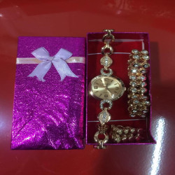  နာရီလေးရောင်းချင်လို့ပါ Image, classified, Myanmar marketplace, Myanmarkt