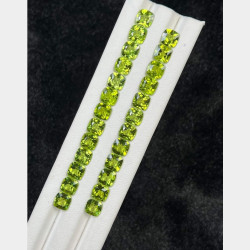  🍀သဘာဝပြောင်ခေါင်းစိမ်း (Natural Peridot)🍀 Image, classified, Myanmar marketplace, Myanmarkt