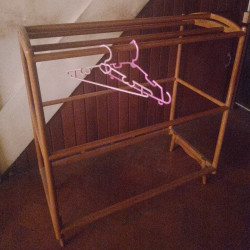  ကျွန်းအ၀တ်ချိတ်စင် Image, classified, Myanmar marketplace, Myanmarkt