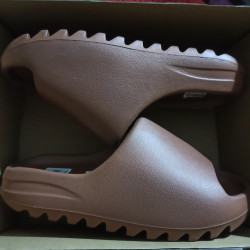 Yeezy Slide Flax Image