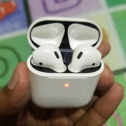  Air Pods 2 warranty left Image, classified, Myanmar marketplace, Myanmarkt