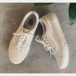  VANS authentic style 36 for sale Image, classified, Myanmar marketplace, Myanmarkt