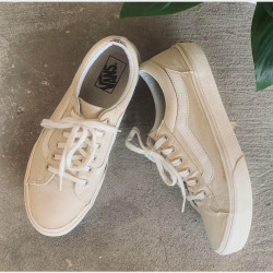  VANS authentic style 36 creamy white for sale Image, classified, Myanmar marketplace, Myanmarkt
