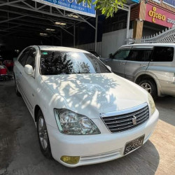 Toyota Crown  2004  Image, classified, Myanmar marketplace, Myanmarkt
