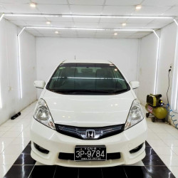 Honda Fit Shuttle  2012  Image, classified, Myanmar marketplace, Myanmarkt