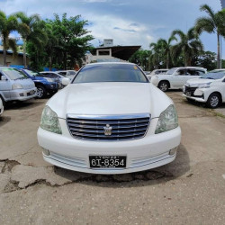 Toyota Crown  2004  Image, classified, Myanmar marketplace, Myanmarkt