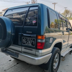 Isuzu Other 1996  Image, classified, Myanmar marketplace, Myanmarkt