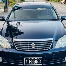 Toyota Crown  2004 Image