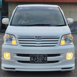 Toyota Noah  2003  Image, classified, Myanmar marketplace, Myanmarkt