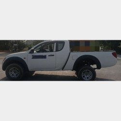 Mitsubishi L 200 Single Cab 2007 Image