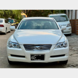 Toyota Mark X 2004 Image