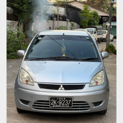 Mitsubishi Colt 2012 Image