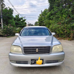 Toyota Crown  2002 Image