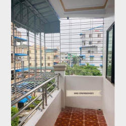  အခန်းသန့်သန့်လေးရောင်းမည်။ Image, classified, Myanmar marketplace, Myanmarkt