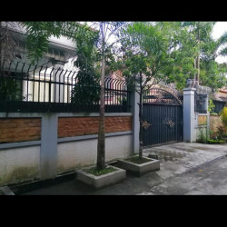  လုံးချင်းအိမ်_ထောင့်ခြံ အထူးဈေးနှုန်းဖြင့် အမြန်ရောင်းမည်။ Image, classified, Myanmar marketplace, Myanmarkt