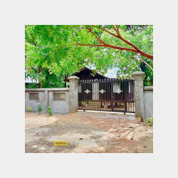  #စစ်တောင်းလမ်းမပေါ်ရှိအိမ်ခြံအရောင်း Image, classified, Myanmar marketplace, Myanmarkt