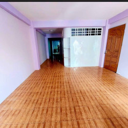  ပုဇွန်တောင် ခရစ်လမ်းအနီးးတိုက်ခန်းအရောင်ူ Image, classified, Myanmar marketplace, Myanmarkt