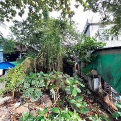  လှော်ကားလမ်းမကြီး​ပေါ် ​ဂုတ်ကွက်အ​ရောင်း Image, classified, Myanmar marketplace, Myanmarkt