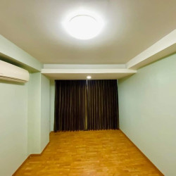  ကမာရွတ်မြို့နယ် ဗဟိုလမ်းမပေါ်  PISM ကျောင်းအနီး Image, classified, Myanmar marketplace, Myanmarkt