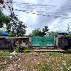  58ရပ်ကွက် ခြံအရောင်း <အုတ်တံတိုင်းခတ်ပီး + မြေကြီးဖို့ပီး 🚩> Image, classified, Myanmar marketplace, Myanmarkt