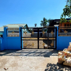  19ရပ်ကွက်ရှိ အုတ်တံတိုင်းခတ်ပီး ​နေရာ​ကောင်းခြံကွက်အ​ရောင်း Image, classified, Myanmar marketplace, Myanmarkt