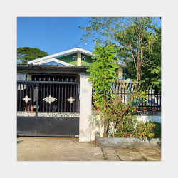  ရတနာပုံလမ်းမကြီးအနီး အိမ်နှင့်ခြံအ​ရောင်း[ထောင့် Image, classified, Myanmar marketplace, Myanmarkt