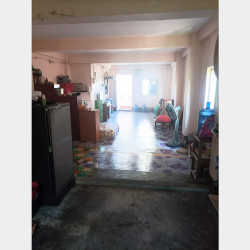  #အောက်ပုဇွန်တောင်လမ်းမ‌ပေါ်ရှိ_ထောင့်ခန်းအရောင်း Image, classified, Myanmar marketplace, Myanmarkt