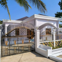  နေပြည်တော် မှ အိမ်ကြီးအိမ်ကောင်း စျေးတန်တန်ဖြင့်ရောင်းမည်။ Image, classified, Myanmar marketplace, Myanmarkt