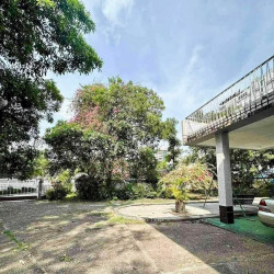  ပြည်လမ်း_စမ်းချောင်းမြို့နယ်ရှိ_2RC_တိုက်အပါ_မြေကွက်ကျယ်_ရောင်းမည် Image, classified, Myanmar marketplace, Myanmarkt