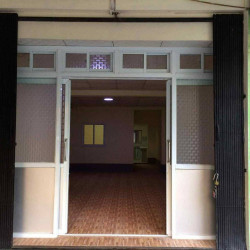  #လှိုင်မြို့နယ်၊ #ပြည်လမ်းမအနီး#မြေညီထပ်အရောင်း..... Image, classified, Myanmar marketplace, Myanmarkt