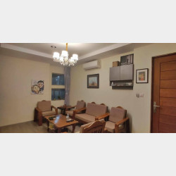 သိန်း4500ညှိနှိုင်းနဲ့ရောင်းချပေးမယ့်Royal_thukha_condoအရောင်းခန်း Image