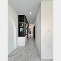  စမ်းချောင်းမြို့နယ်_လမ်းမတန်း_မီနီကွန်ဒိုအသစ်စက်စက်_Penthouse_အရောင်း Image, classified, Myanmar marketplace, Myanmarkt