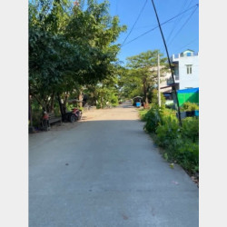  မြောက်ဒဂုံ (49)ရပ်ကွက် ⚫ပိတောက်လမ်းမပေါ် ⚫ဂရန်မိတ္တူခြမ်း(ဂရန်ခွဲလွယ်)⚫1 ထပ်တိုက်အိမ်ပါ Image, classified, Myanmar marketplace, Myanmarkt