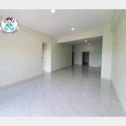  𝐇𝐢𝐥𝐥 𝐓𝐨𝐩 𝐯𝐢𝐬𝐭𝐚 𝐂𝐨𝐧𝐝𝐨𝐦𝐢𝐧𝐢𝐮𝐦 𝐅𝐨𝐫 𝐒𝐚𝐥𝐞 Image, classified, Myanmar marketplace, Myanmarkt