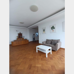  မိုးကောင်းလမ်းမပေါ် Pent House ပြင်ဆင်ပြီးအ ငှား Image, classified, Myanmar marketplace, Myanmarkt