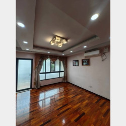  လှိုင်မြို့နယ်၊ #အင်းစိန်လမ်းဘာတာမှတ်တိုင်အနီး#မဟာဆွေကွန်ဒိုအငှား Image, classified, Myanmar marketplace, Myanmarkt