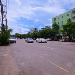  တောင်ဥက္ကလာမြို့နယ်_သံသုမာလမ်းမကြီးပေါ်_4ထပ်တိုက်_အမြန်ငှားရန်ရှိပါသည်ရှင့် Image, classified, Myanmar marketplace, Myanmarkt